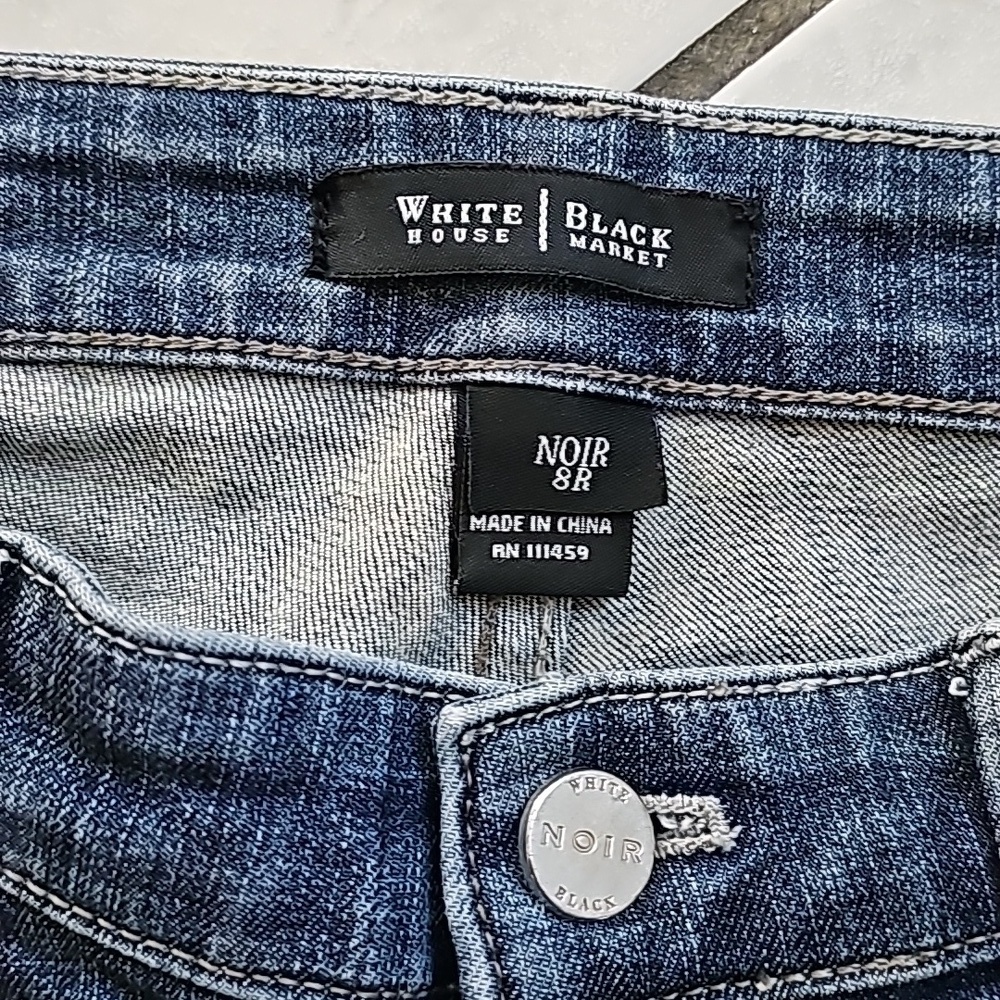 Ladies jeans White House Black Market size 8 R - Picture 2 of 5